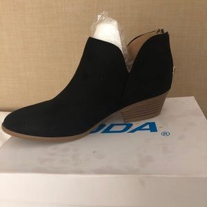 Lombard faux suede Bootie-Black Sz 7